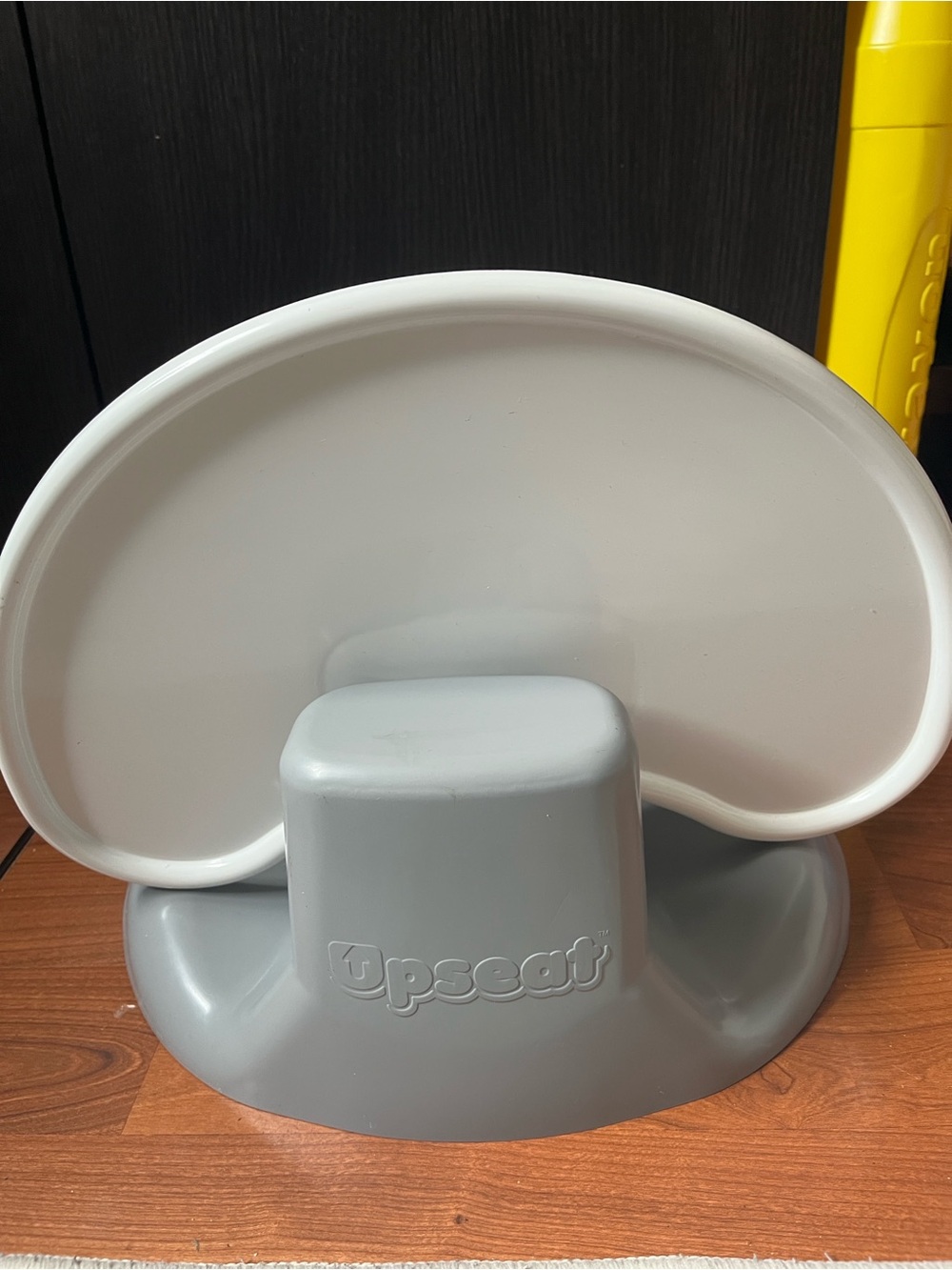 Upsseat Baby Floor Seat with Removable Tray - Gray & White - Picture 6 of 7